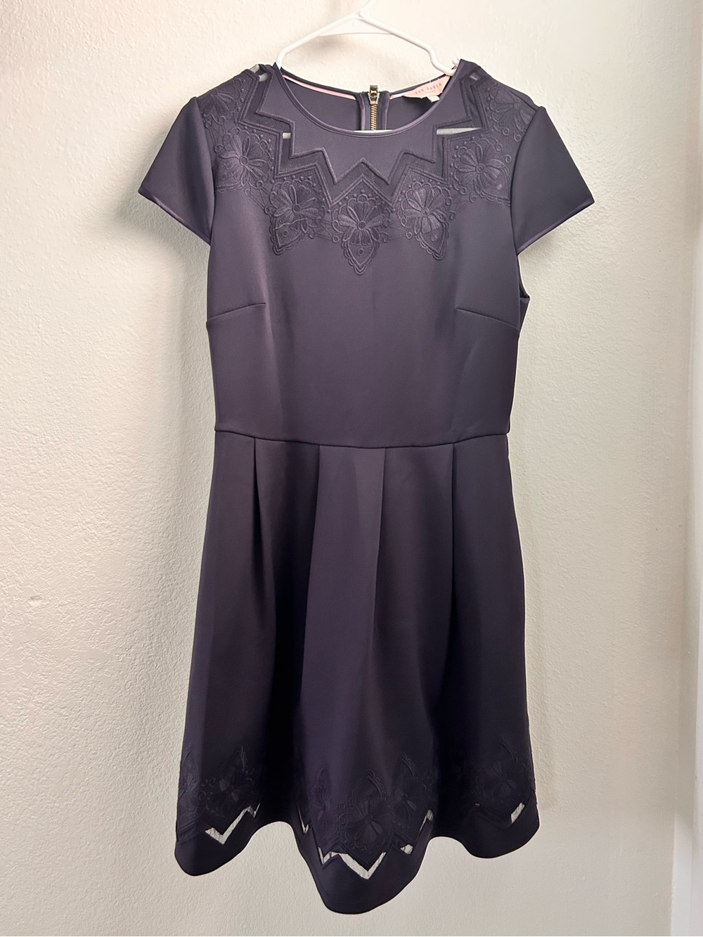 NWOT Ted baker lace and mesh cheskka Skater Dark Navy dress